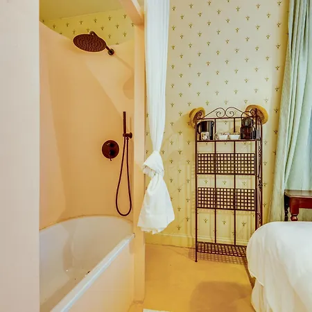 Romantic Escape And Wellness At Miss Tinguett In Bruges Exterior photo