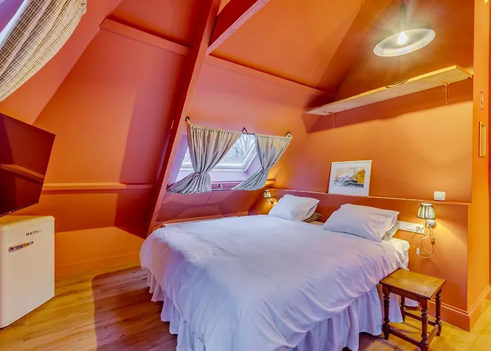 Romantic Escape And Wellness At Miss Tinguett In Bruges